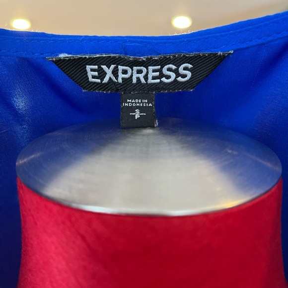 Express royal blue satiny zip-up blouse. No flaws. Fit Small-Medium - Picture 3 of 7